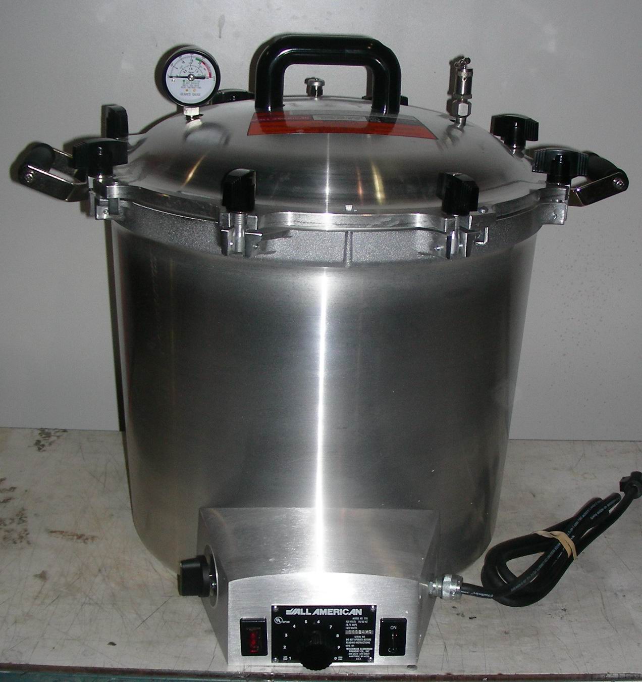 Bench-model - Autoclave - Wisconsin Aluminum (All American) Steroclave 75X