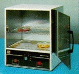 Gravity-Convection Incubator