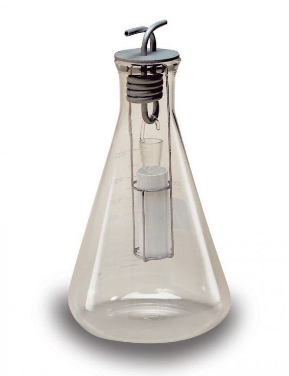 Sediment Extraction Apparatus for Petroleum